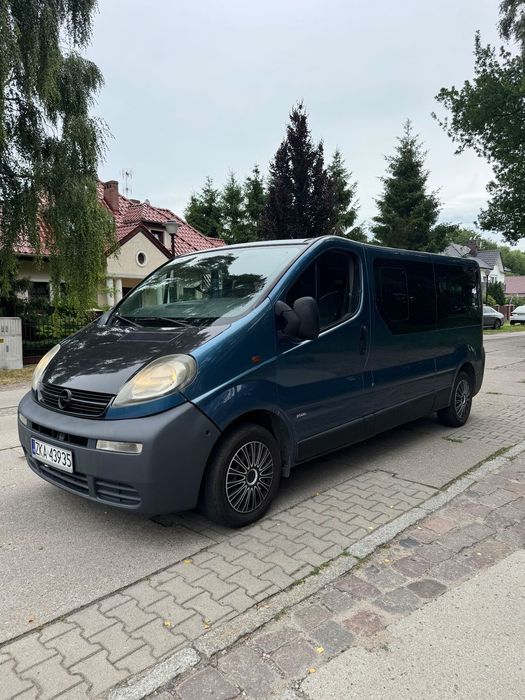 Opel Vivaro Opel Vivaro 9 osobowy