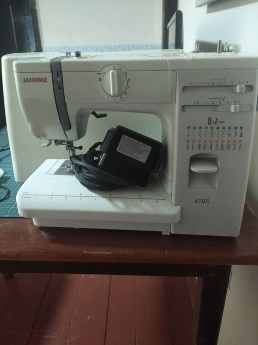 Швейна машина в гарному стани