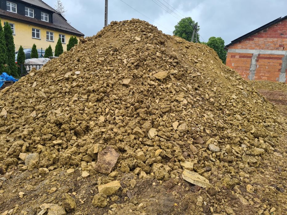 Kamiem na podbudowę pospolka piasek podniesienie terenu kruszywo