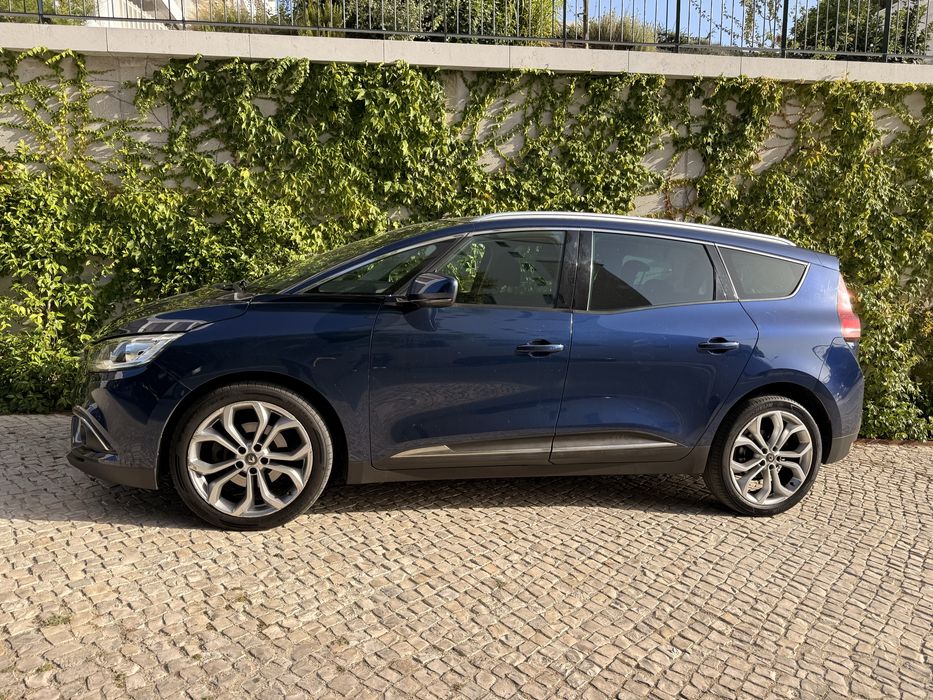 RENAULT GRAND SCENIC