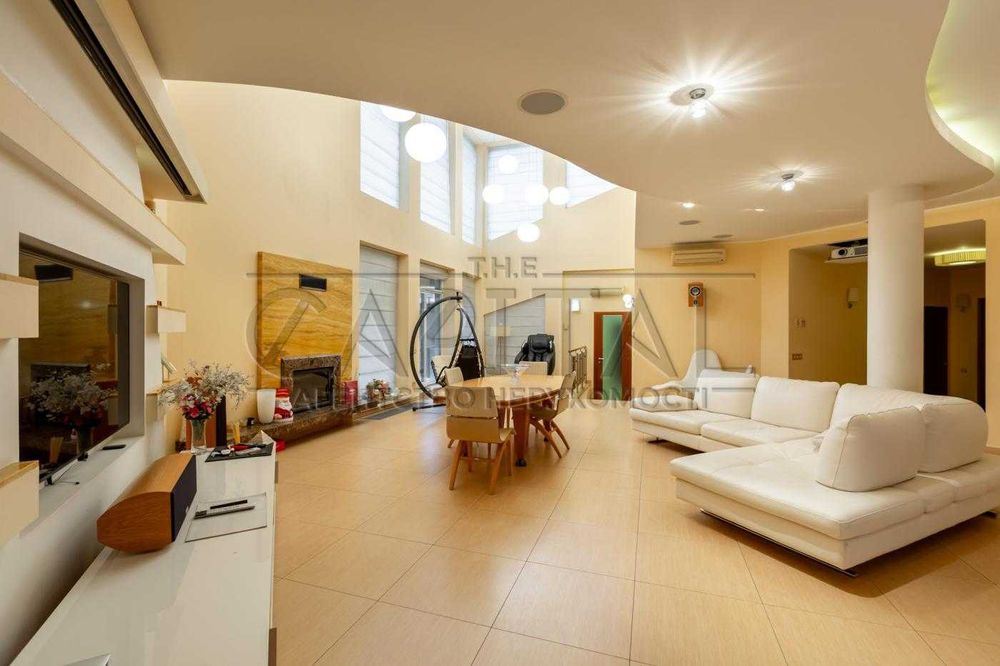 Продаж будинку преміального класу Софіївська Борщагівка, вул. Скіфська