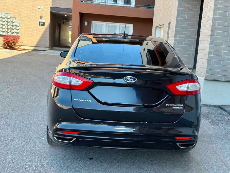 Ford Fusion Titanium      2014