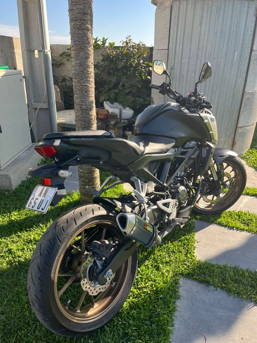 Honda CB125R 2022
