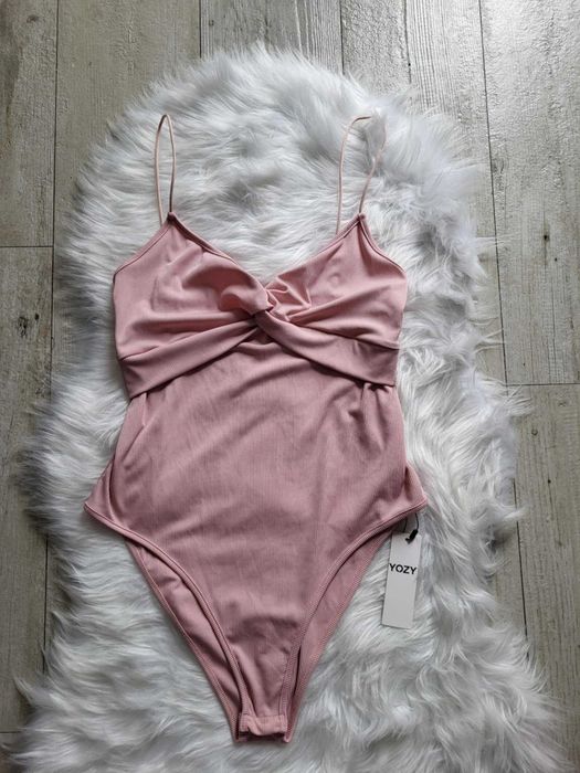 Przepiękne body XL 44 body na ramiączkach body na lato XL