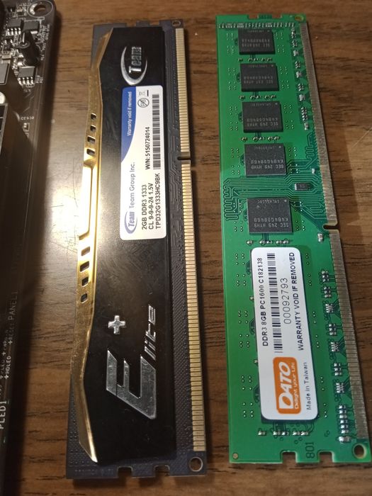 материнская плату ASRock H81M-VG4.