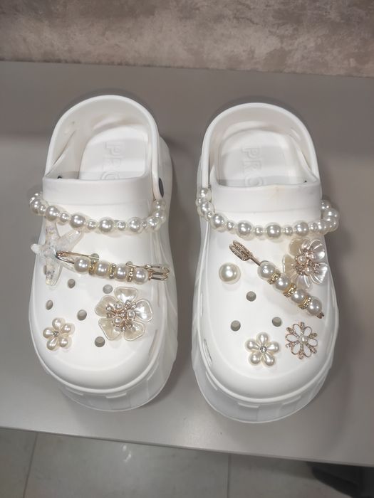 Кроксы женские, новые модели