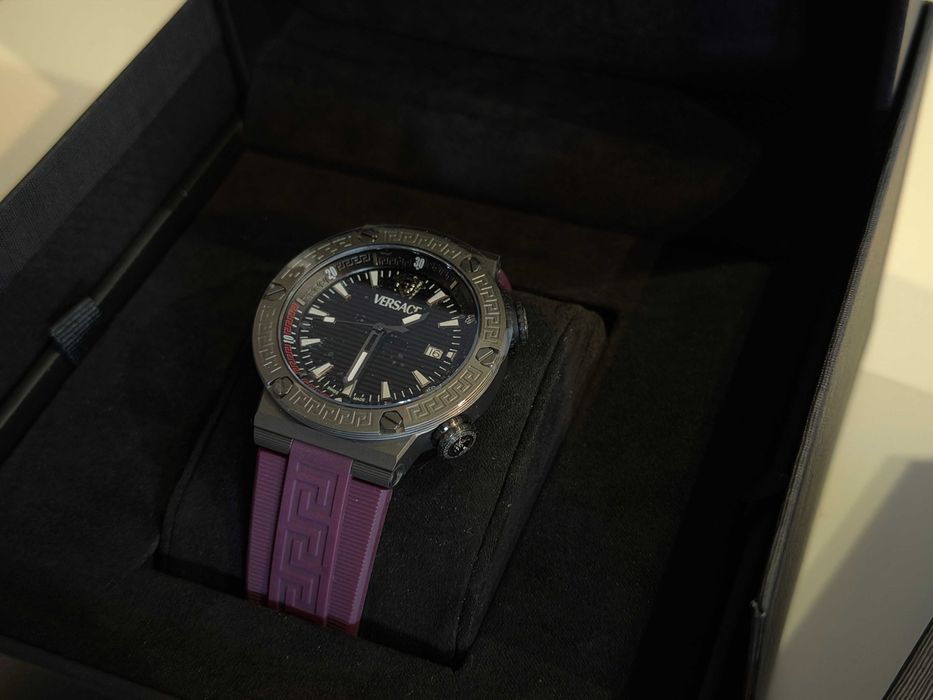 Zegarek męski Versace Greca Logo Diver VE8G00224