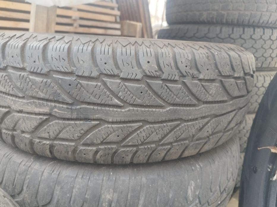 Шини R 15 16 60 65 70 75 195 205 215 225 235 245 255