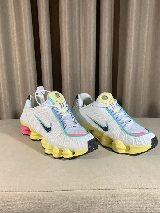 Nike shoxy       .