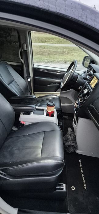 Chrysler Town&Country zamiana