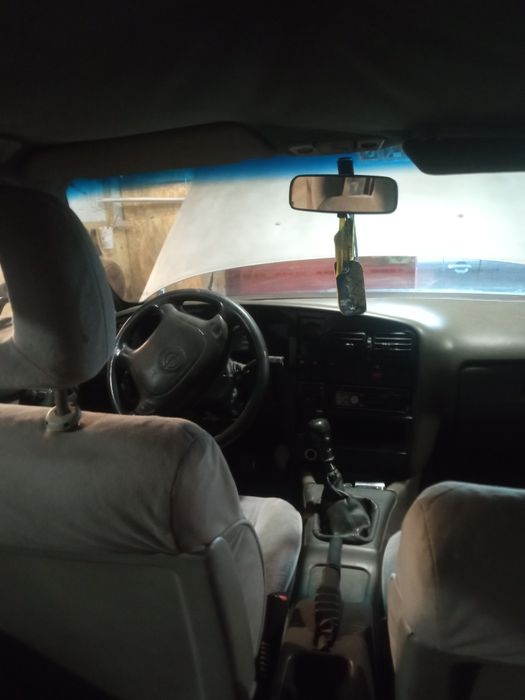 Опель Омега 2.0 бензин/газ (газ вписаний)