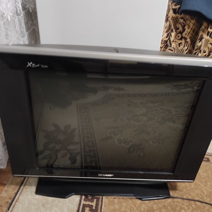 Телевизор Sharp 47"