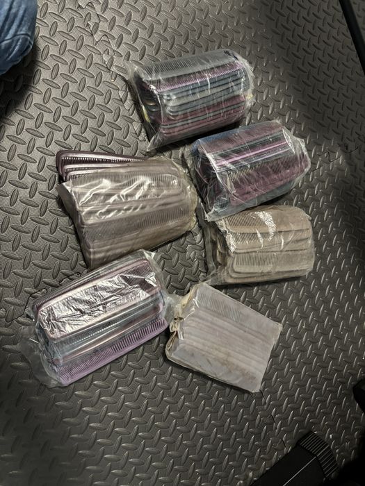 Grzebień do włosów plastikowy - 100 sztuk