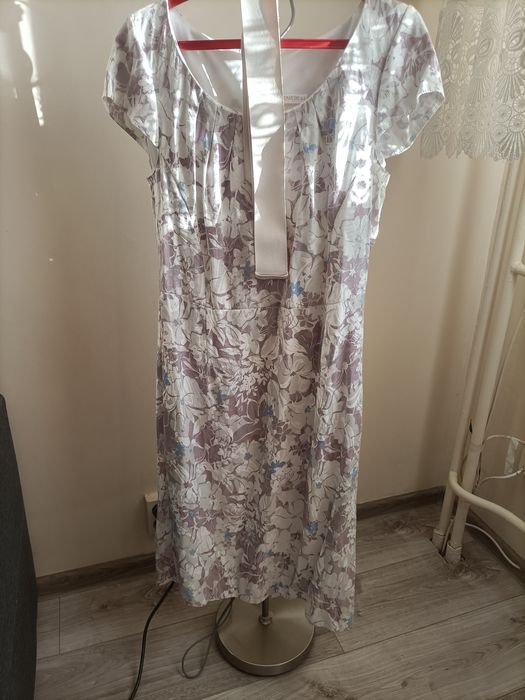 Elegancka sukienka Marconi