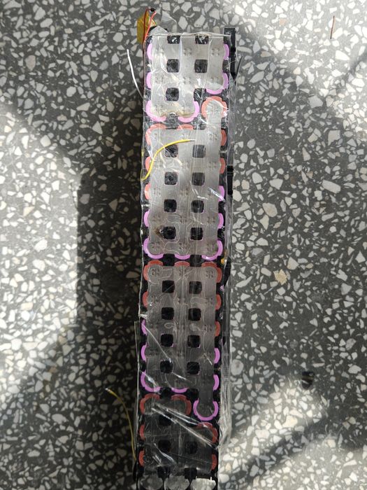 Akumulator Bateria Kukirin G2 Max uszkodzona