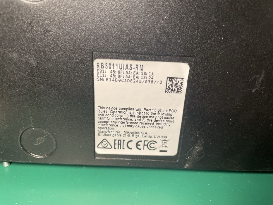 MikroTik RB3011UiAS-RM