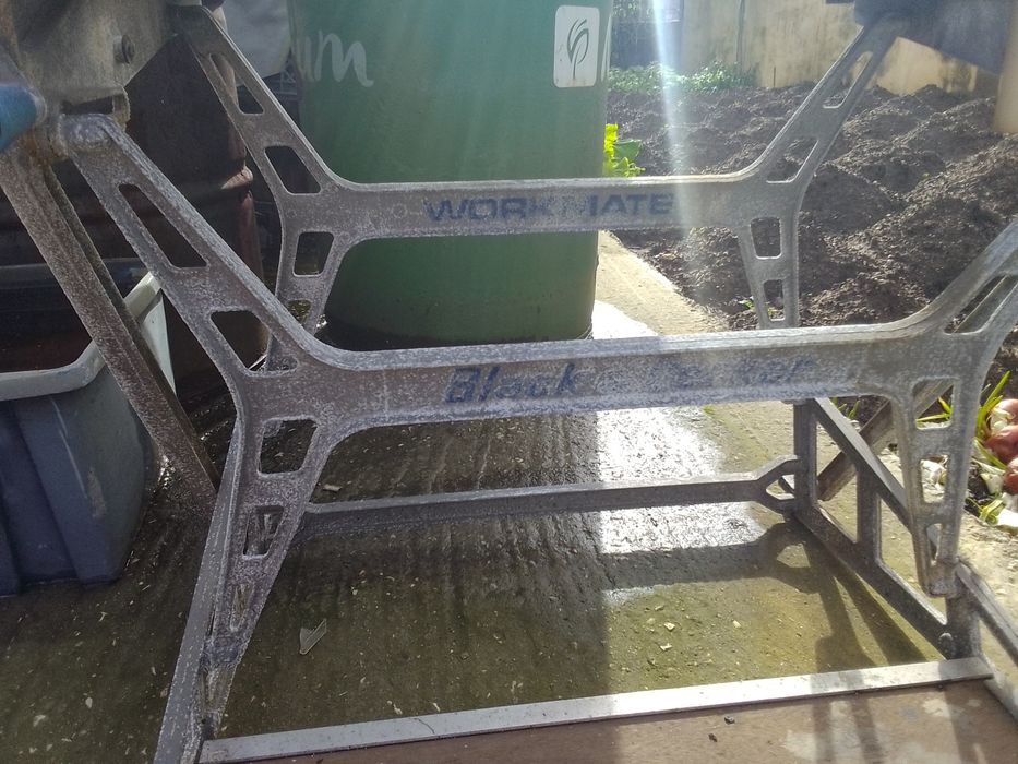 Mesa para bricolage de marca