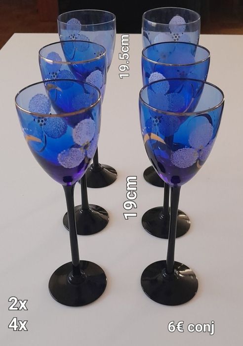 Conjunto copos azuis