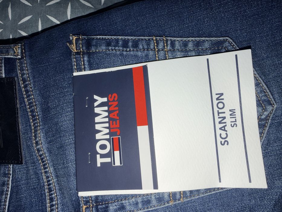 Nowe spodnie Tommy Jeans