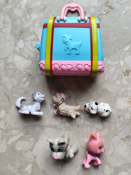 Pieski figurki kolekcjonerskie z akcesoriami zestaw