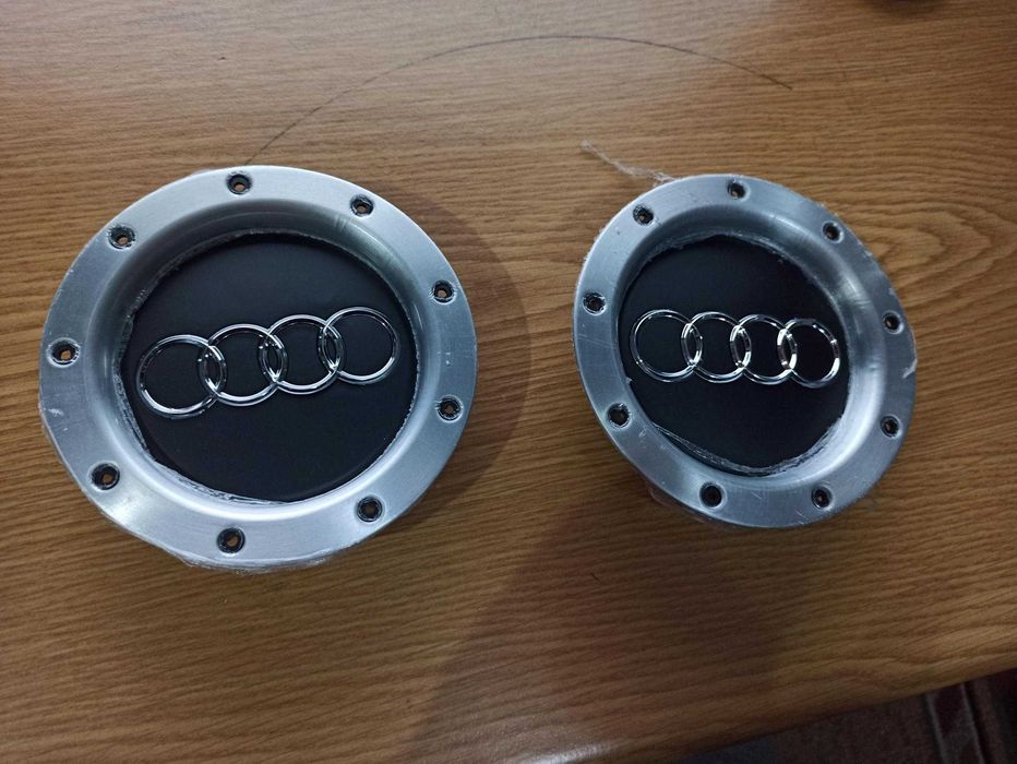 Centros jante roda AUDI | 4 UNIDADES | 60/69/135/146mm | NOVOS