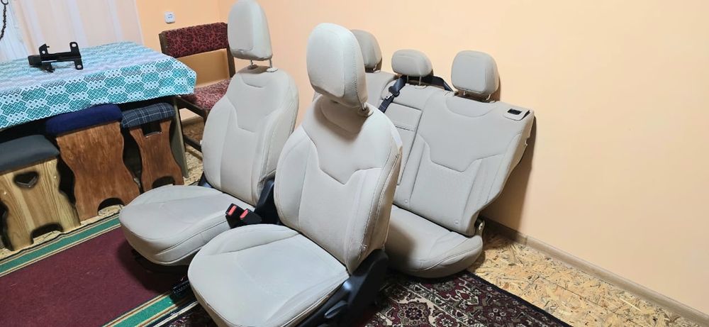 Сидіння  Jeep Compass ІІ MP 2017+ роки.