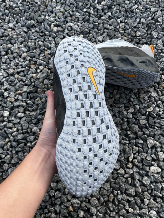 Оригінал Nike Ava Rover