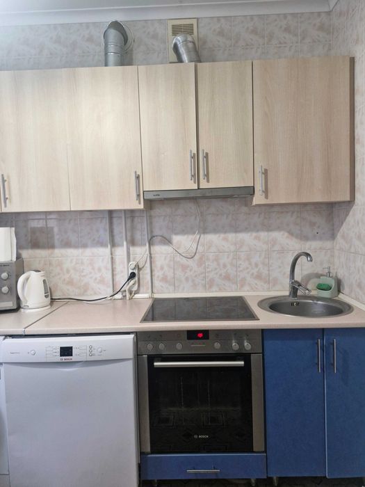 41961 Продаж 2к квартири Південно-захід , Інститутська