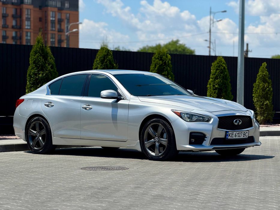 Infiniti Q50