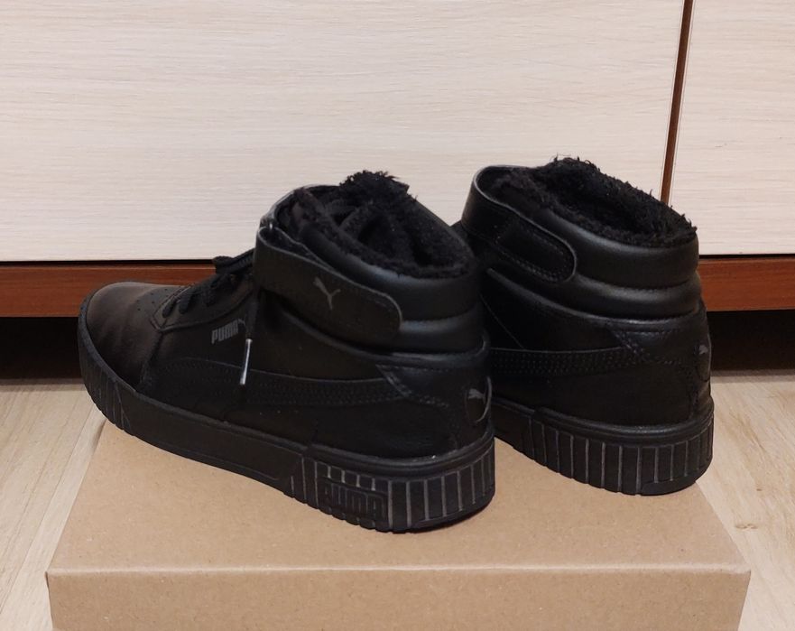 Buty damskie z kostkę, sneakersy / Puma Carina Mid 2.0, skóra