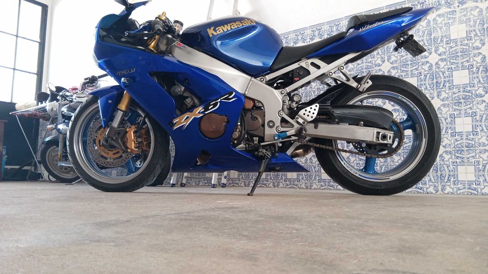 Kawasaki Ninja zx6r