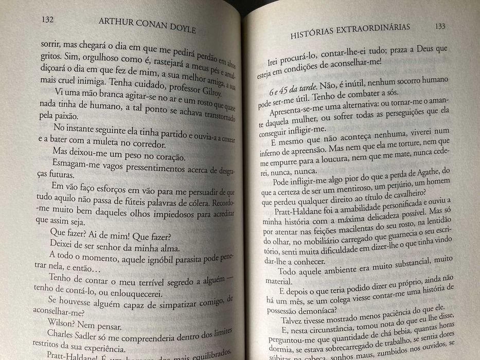 Histórias Extraordinárias, de Arthur Conan Doyle
