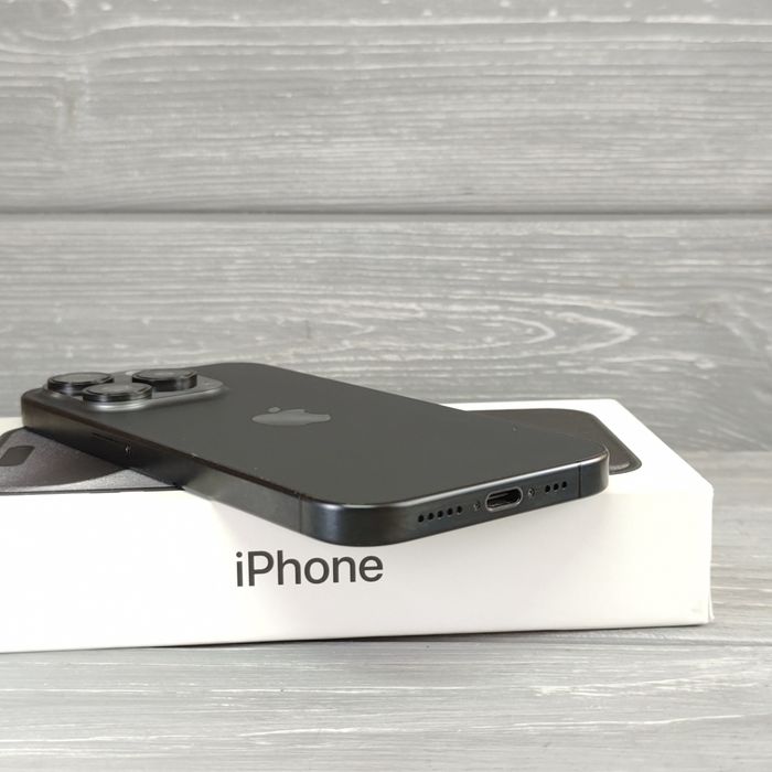 iPhone 15 Pro 256GB Black Titanium | Гарний стан | Рідна коробка