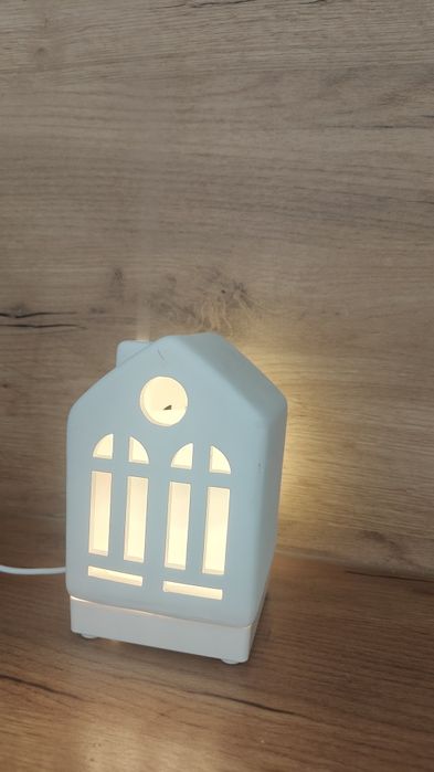 Dwa duże kosze na drzewka krzewy i inne rośliny
