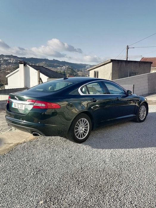 Jaguar XF 2.7 V6 Premium Luxury