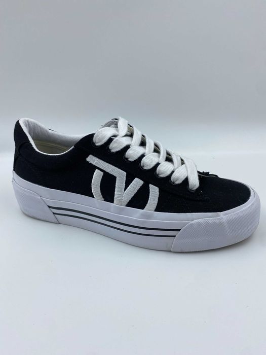 VANS r.40,5 oryginalne trampki stan BDB