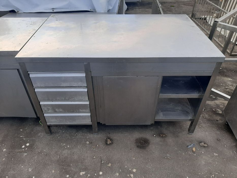 Bancada central para cozinha ou pastelaria