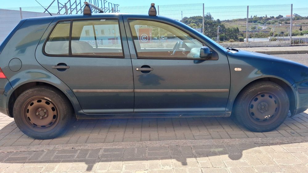 Vendo Volkwagen Golf 1.9 TDi de 110cv — photo 3