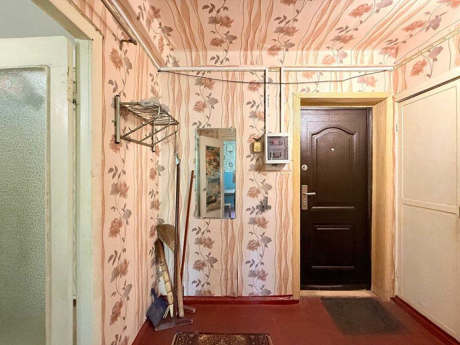 ПРОДАЖ 1 кмін. квартира, 2/5, вул. Нікопольська (БАМ)