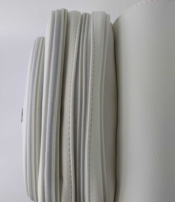 Рюкзак міський жіночий на два відділення білий Karlos Marconi