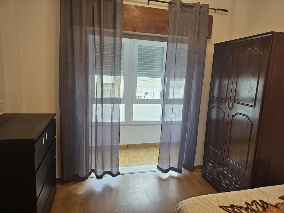 Quarto para arrendar