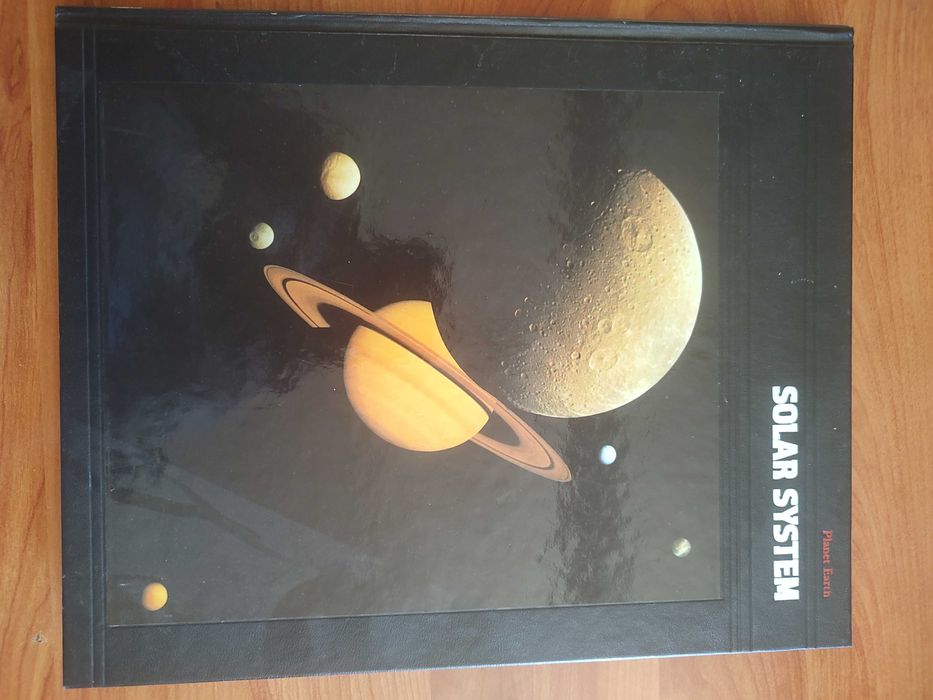 3 Livros Planet Earth - Earthquake, Volcano e Solar System