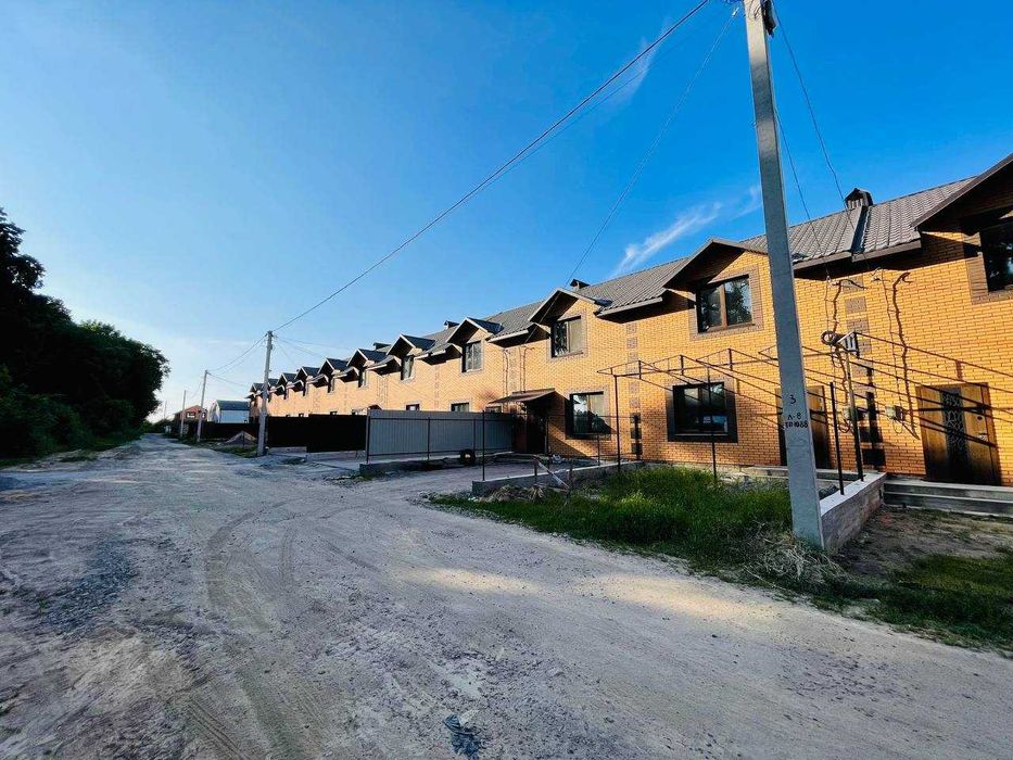 Продаж таунхаусу з дизайнерським ремонтом у Вінниці!