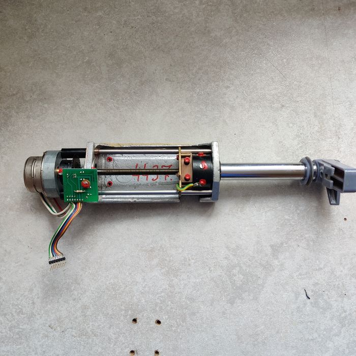 Część do tokarki, posuw,