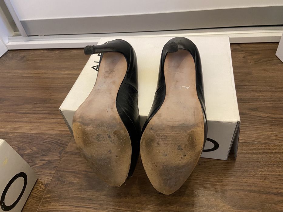 Czarne szpilki aldo skóra
