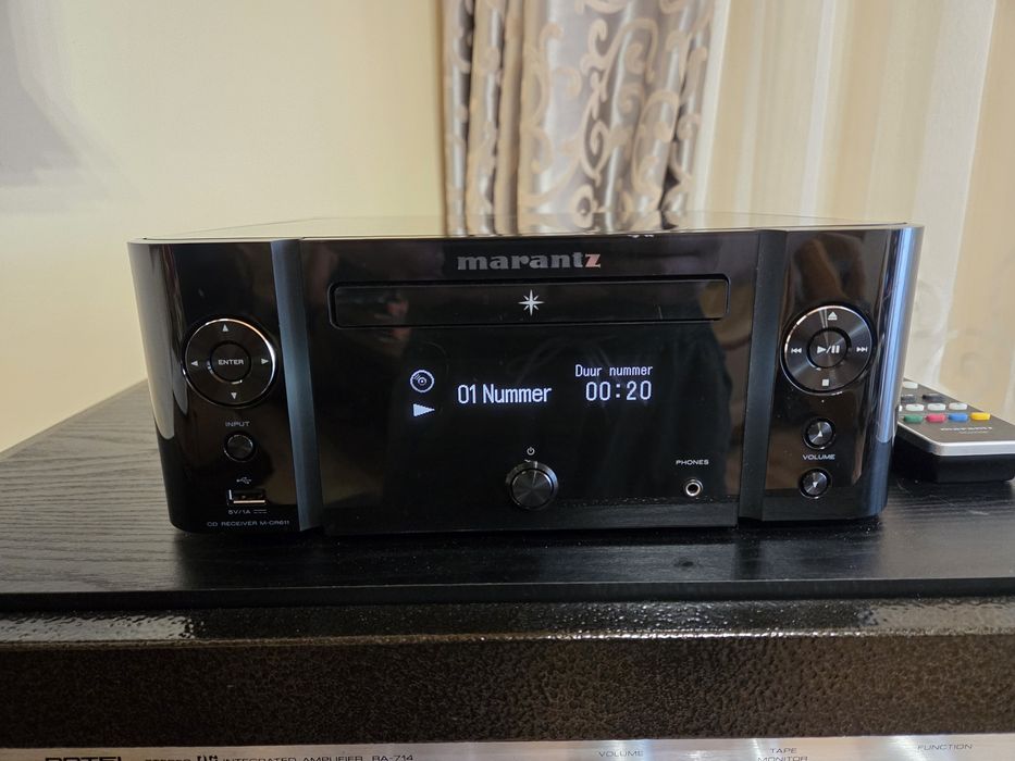 Amplituner Odtwarzacz Stereo Marantz M CR 611