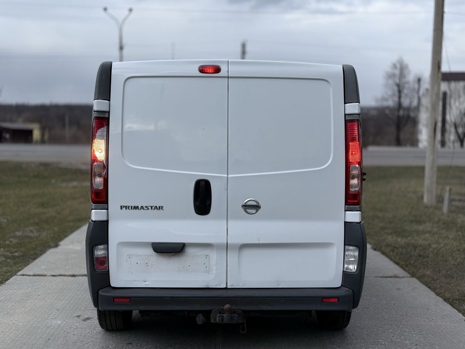 Продам Renault Trafic 2.0D 2011