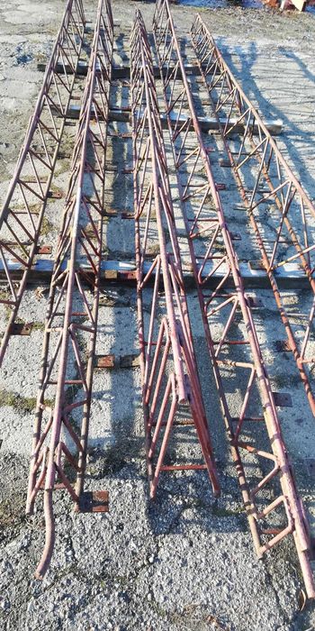 Bindry dachowe stalowe.