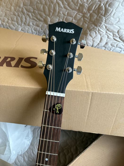Gitara akustyczna