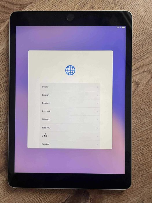 iPAD 9 generacja 10,2 srebny 256GB + etui i klawiatura